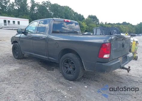 2018 Ram 1500 Express 4X2 6'4 Box z USA, uszkodzony, nr VIN 1C6RR6FT7JS244646